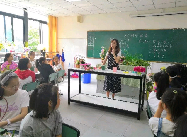 双中实验学校校园开放日 帮家长解疑“小升初”(图3)